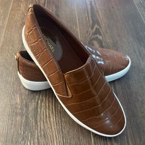 Michael Kors Brown Croc-Embossed Keaton Slip-On Sneakers - size 8 NEW!